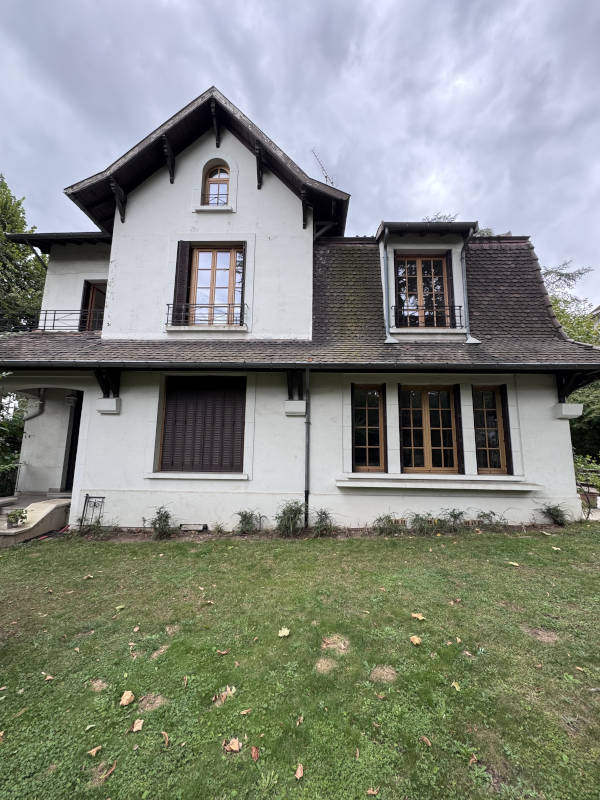 Ravalement de façade pendant