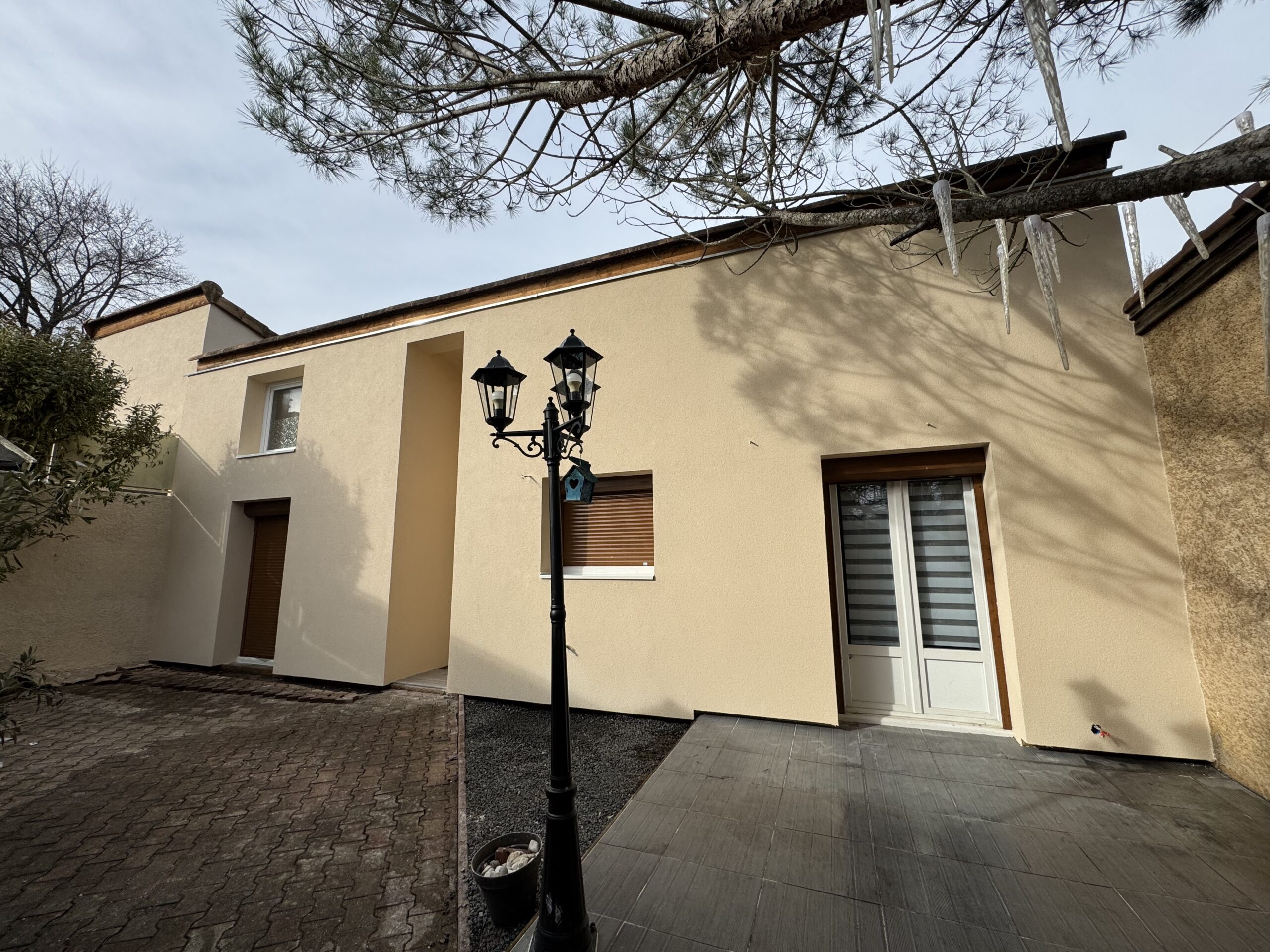 Après - Ravalement enduit + peinture — Valence